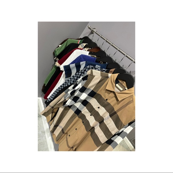 Burberry Brit long sleeve button up (sold $150) - Picture 3 of 4